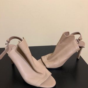 Cutest Tan heels by Vince